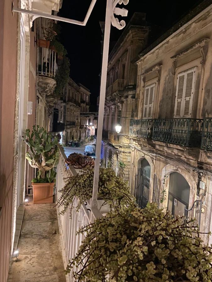 Balcony In Giudecca By Ortigia Apartments Syrakus Exterior foto